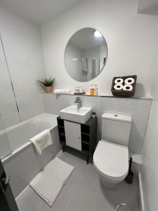 Stunning 2-Bed Apart In The Heart Of Aberdeen* Eksteriør billede